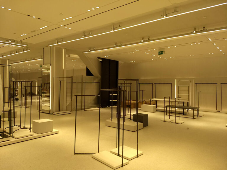 12-Local Zara (Concepcion-Chile) 05