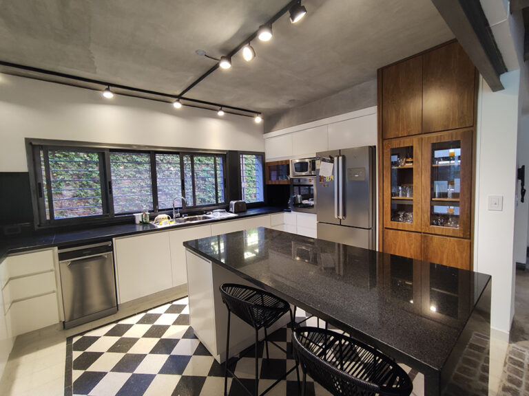 34-Cocina granito y petiribi(Rosario-Arg.)02